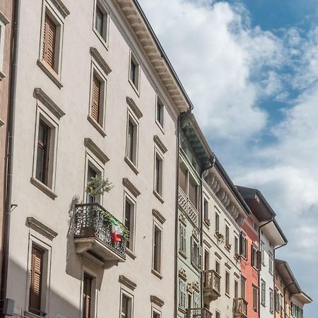 Lagom Apartment Trento Luaran gambar